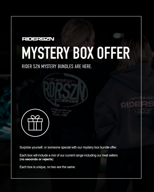 01 MYSTERY: BASE CAPSULE