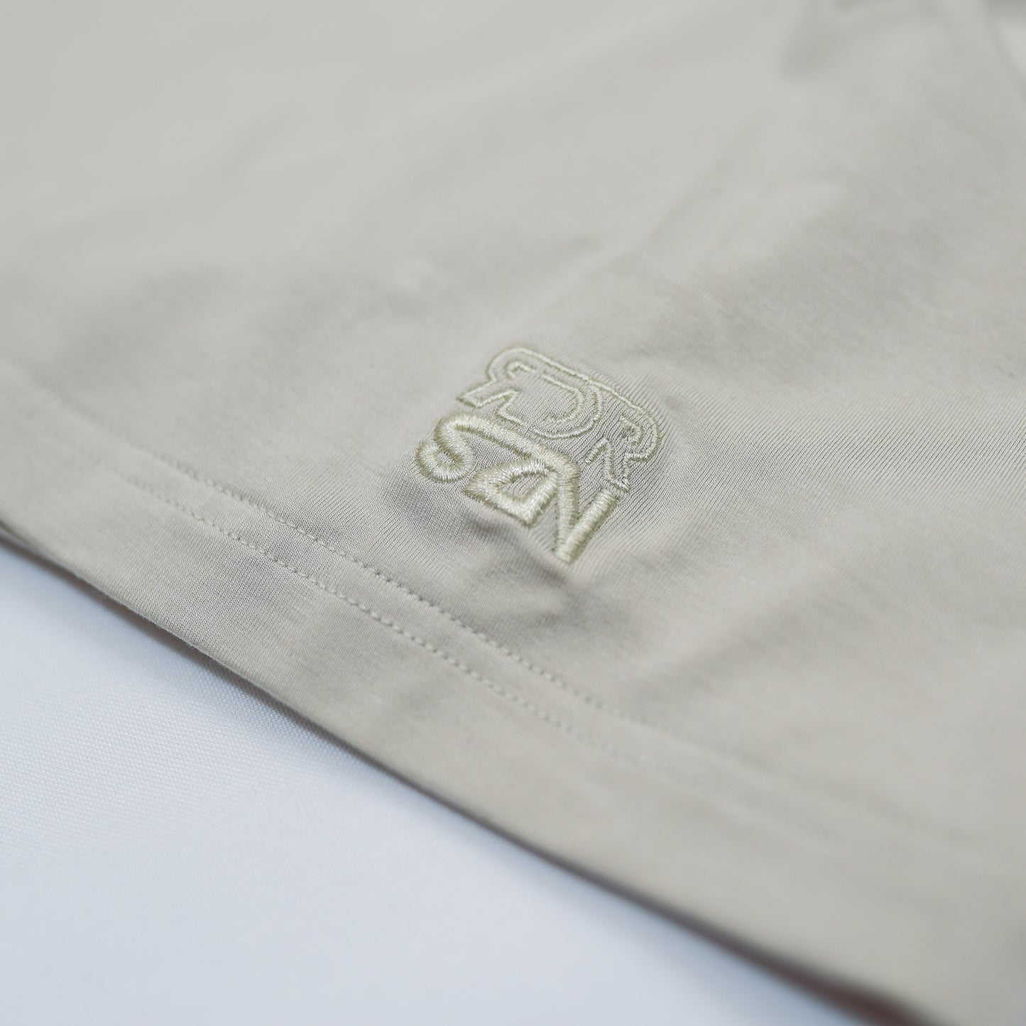 Bamboo Stretch Tee - riderszn x RDRSZN reflective STONE