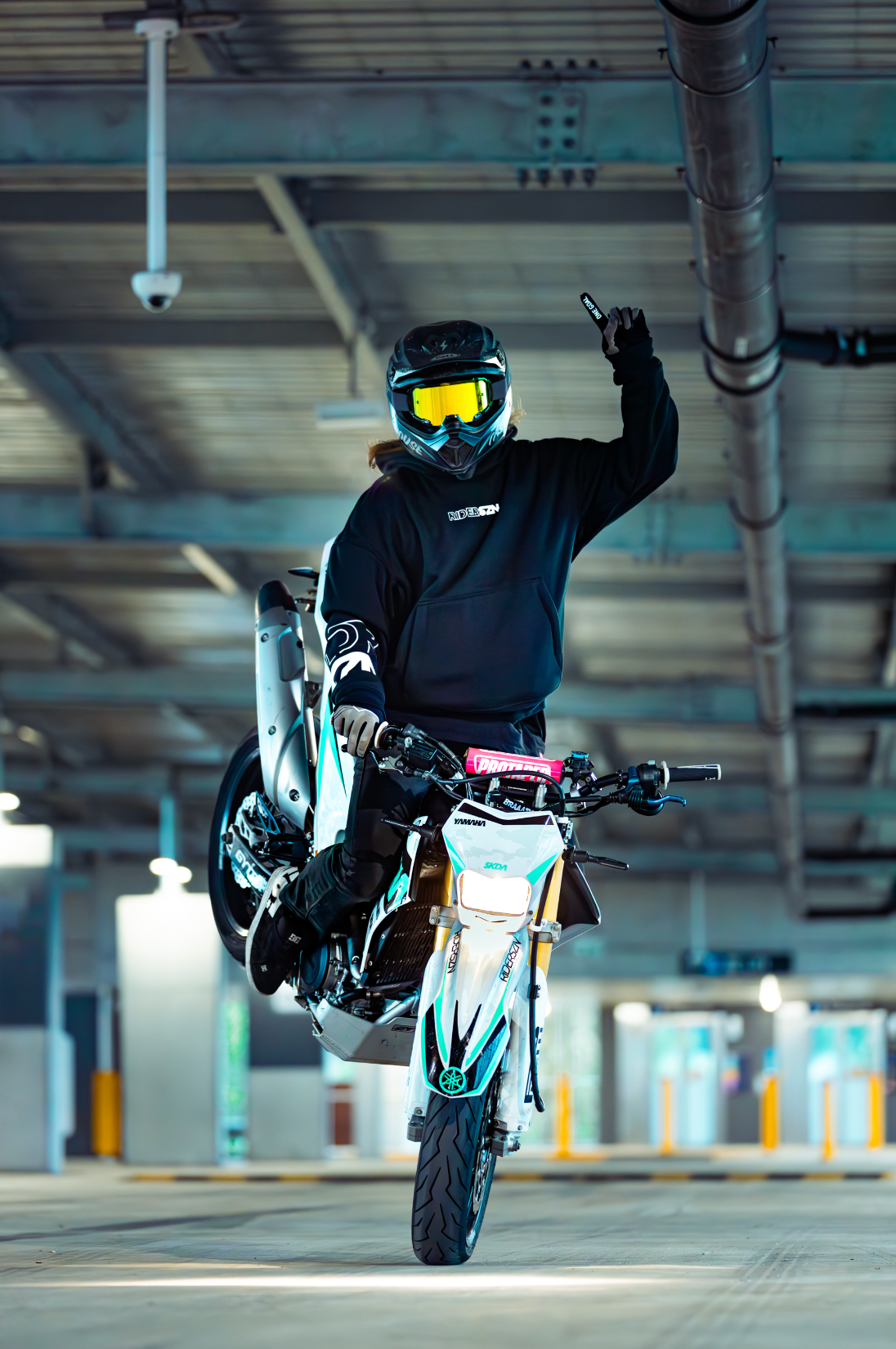 RIDING GEAR